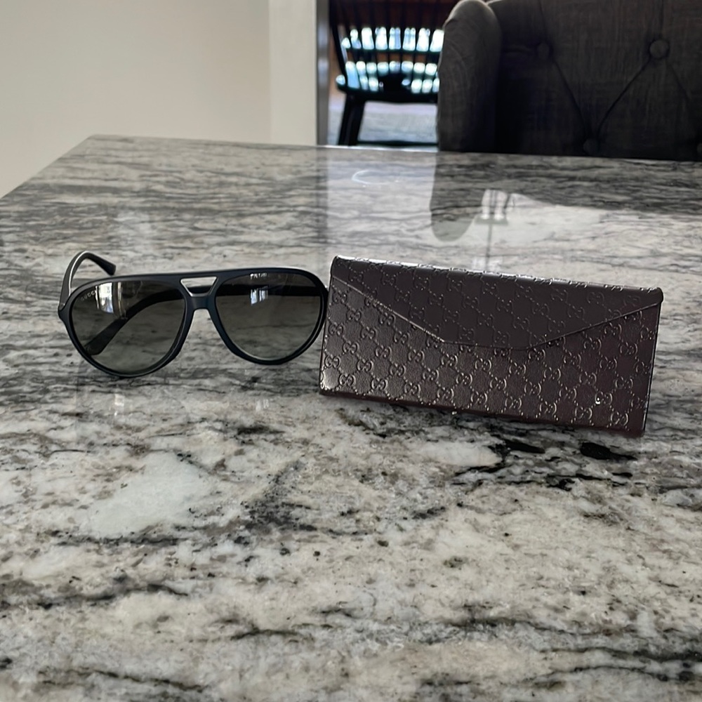 Authentic Gucci aviator sunglasses